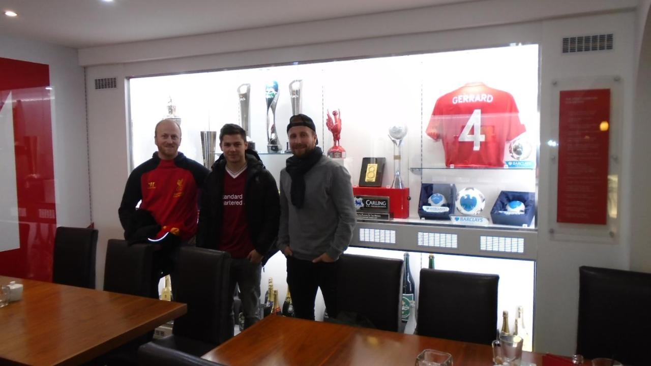 Tea In Liverpool - Private - Quiet - Ground Floor - En-Suite - Walk-In-Shower Kültér fotó